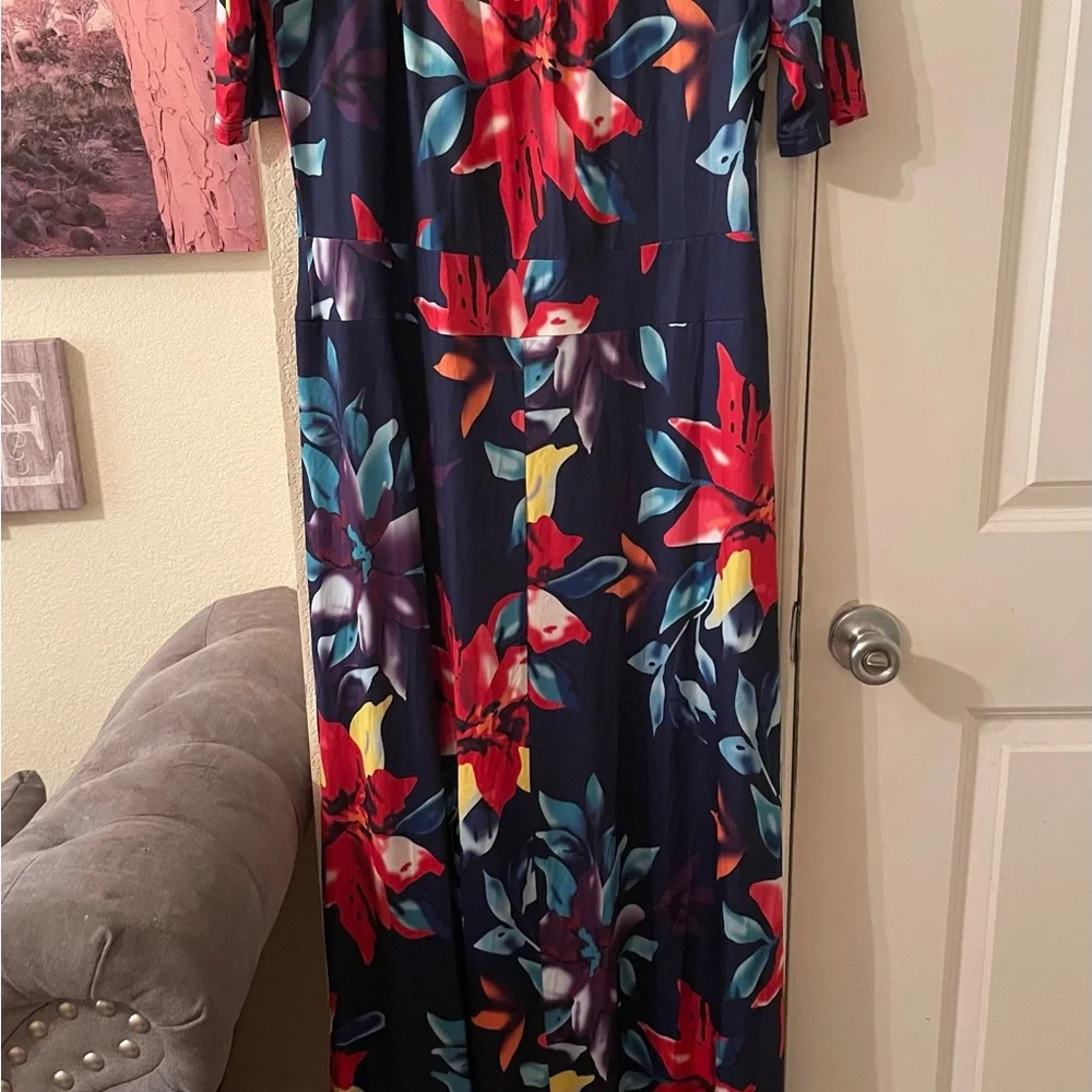 Plus Size Womens Floral Maxi Dress with skort size 2X pre-owned